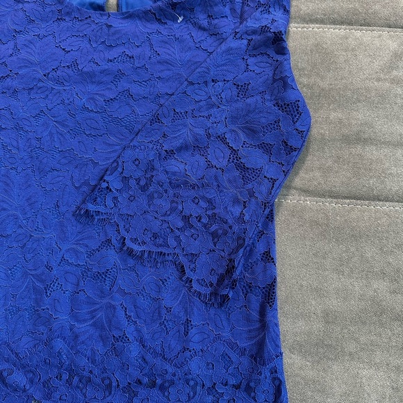 Banana Republic Cobalt Lace Top - Picture 5 of 11